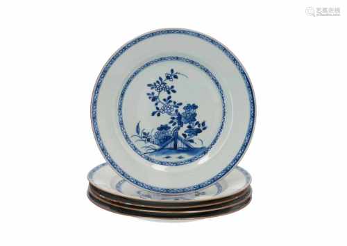 A set of five blue and white porcelain dishes, decorated with flowers. Unmarked. China, Qianlong.