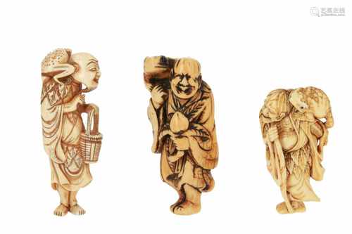 Lot of three netsuke, 1) Ivory Gama Sennin with staff and toad. H. 6 cm. 2) Ivory Gama Sennin with