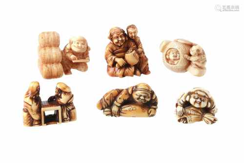 Lot of six netsuke, 1) Ivory Daikoku with bag and rat. H. 2 cm. 2) Ivory Daikoku in hammer with