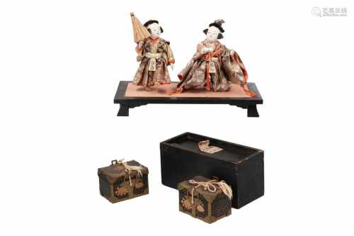 A lot of two dolls of children. Added two wooden with brass miniature samurai armor boxes. Japan,