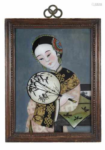 Reverse painting on glass, depicting an elegant court lady holding a fan. China, Kanton, 19th