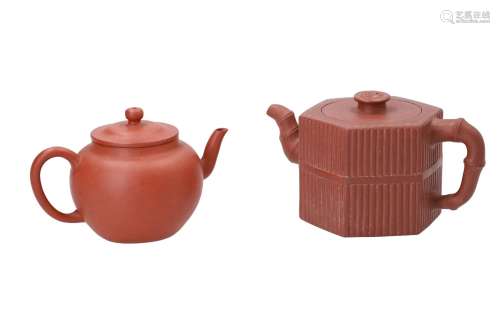 A hexagonal Yixing teapot, with a handle and spout in the shape of bamboo. The belly decorated