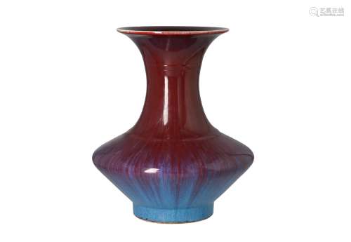 A flambé porcelain vase. Unmarked. China, 20th century. H. 37 cm.