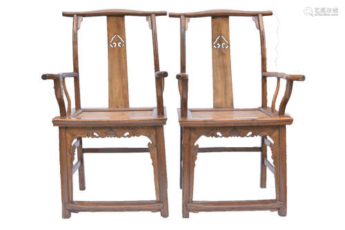 A pair of Chinese 20th century elm wood Officials