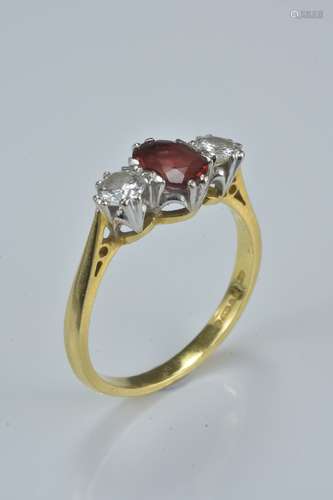 18ct gold ring with ruby and diamonds. Size P