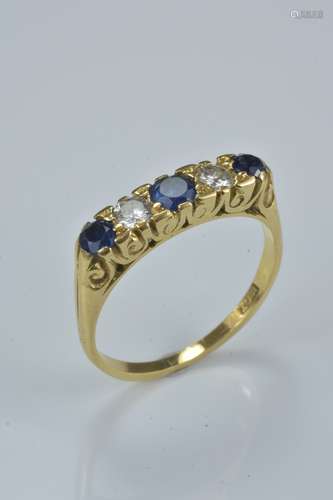 18ct gold ring with sapphire and diamonds. Size N