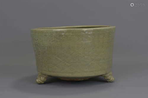 A Chinese 17th century celadon pottery censer. 27c