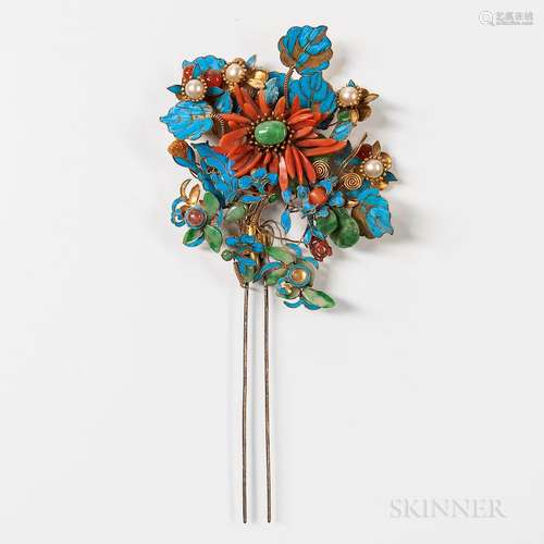 Ornamental Kingfisher Feather and Coral Hairpin, China, 19th/20th century, kingfisher feather, jade, glass, and gilt-metal, arranged as