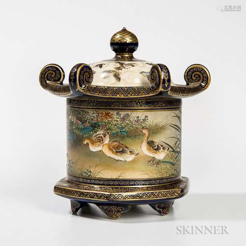 Kinkozan Satsuma Covered Box, Japan, late 19th century, lantern form, with hexagonal top and bottom, the tubular body decorated with a