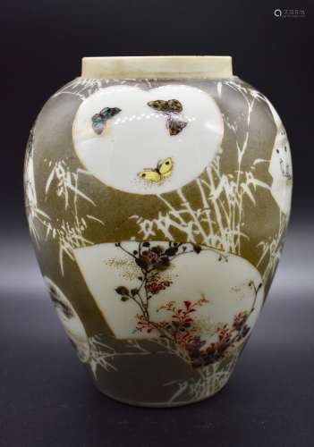 A Japanese vase - 19th century