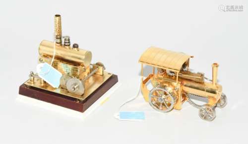 Lot: Miniatur-Dampfmaschine und -Dampftraktor