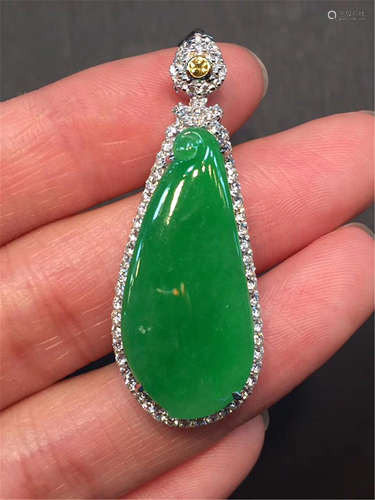 18K GOLD DIAMOND NATURAL JADEITE MELON PENDANT