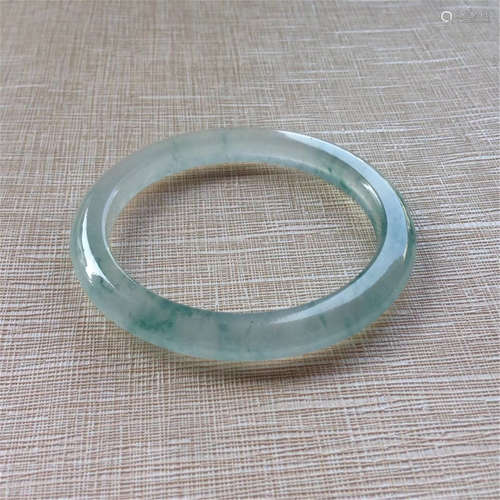 NATURAL JADEITE BANGLE