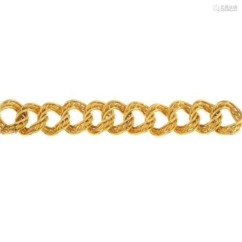 KUTCHINSKY - a 1960s 18ct gold bracelet.