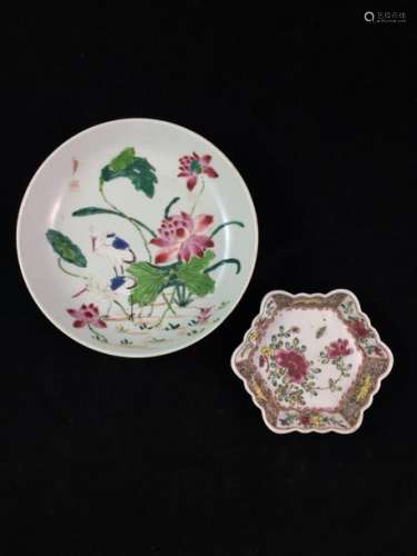 Deux porcelaines à décors emaux de la famille rose...;