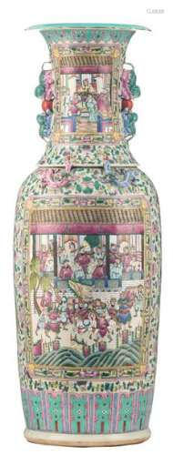A large Chinese famille rose and relief decorated ...;
