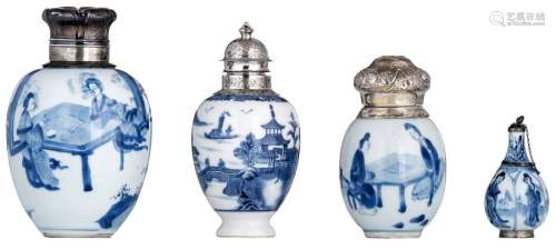 A lot of four small Chinese porcelain blue and whi...;
