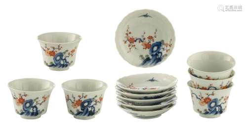 A lot of Japanese Arita Imari porcelain cups and s...;