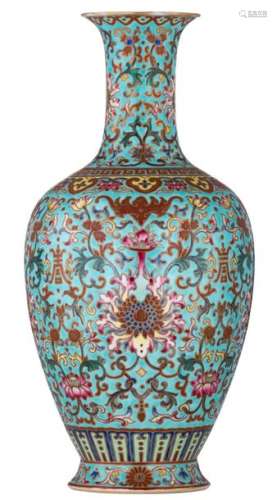 A Chinese gilt and polychrome enamelled porcelain ...;