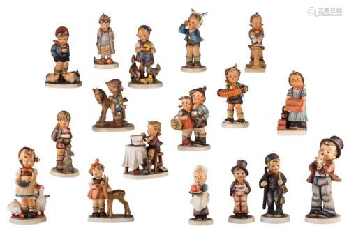 A lot of 17 Goebel and Hummel figures, 1947 1973, …