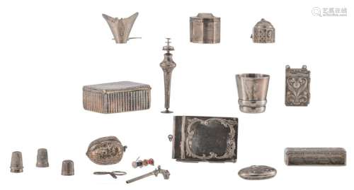 A lot of various silver objets de vertu, some Dutc…