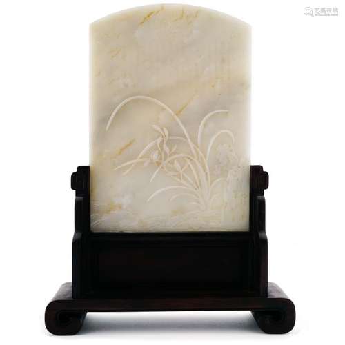 JADE TABLE SCREEN IN ORCHID RELIEFS MOTIF