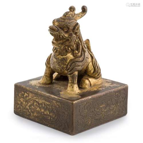 GILT BRONZE SINGLE HORNED QILIN SEAL