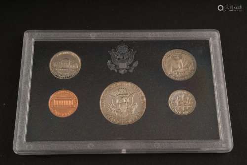 UNITED STATES MINT UNCIRCULATED COIN SET