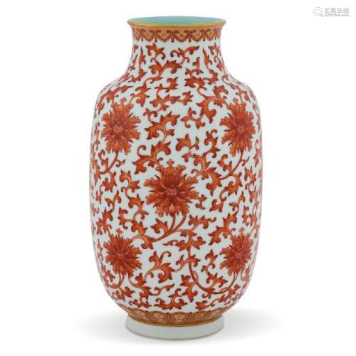 QING CARMINE RED SCROLLING PATTERN LANTERN VASE