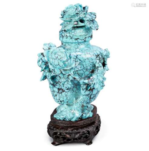 Chinese potiche in turquoise, 20th Century.