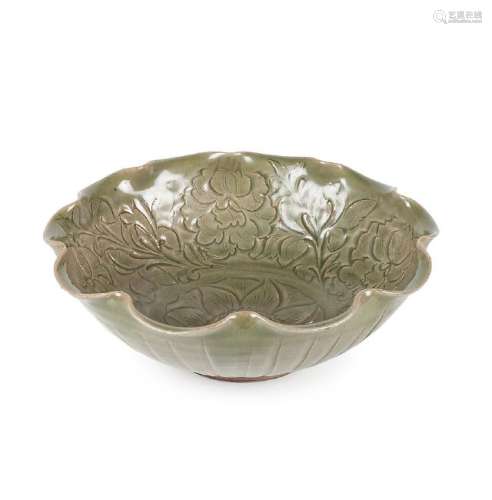 Chinese bowl in Yaozhou celadon stoneware, 11th-12th