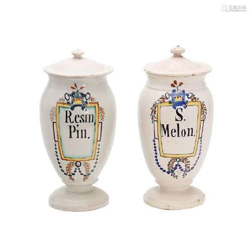 Set of two lidded pharmacy jars in 