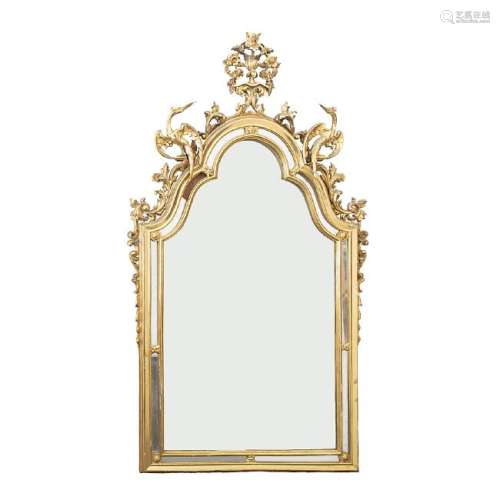 Chippendale style mirror with carved and gilt wood