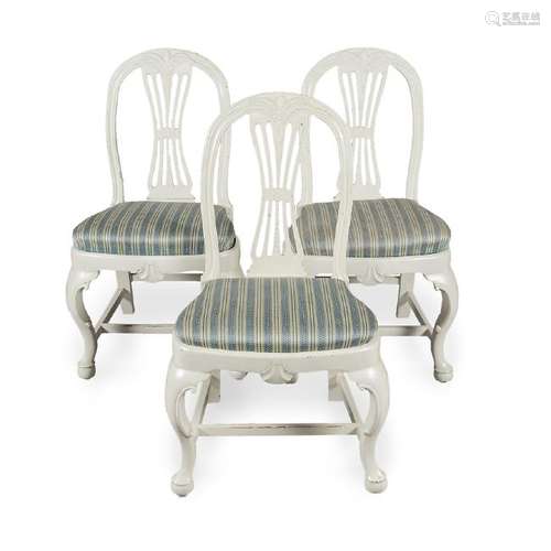 Set of three Swedish chairs of Hepplewhite style in