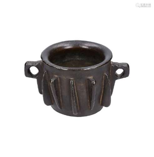 Gothic mortar in dark patina bronze, 15th Century.