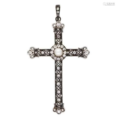 Diamonds pendant cross, early 20th Century.