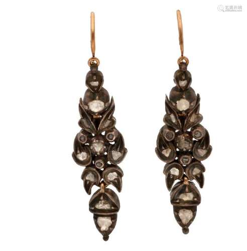 Diamonds earrings, 19th Century.