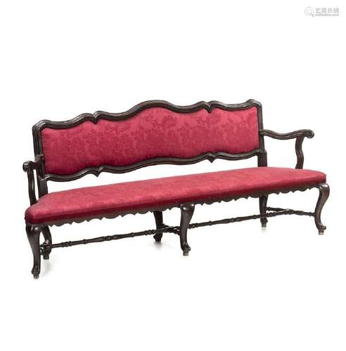 Majorcan settee in carved walnut, second half of the