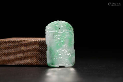 18-19TH CENTURY, A STORY DESIGN OLD JADEITE PENDANT, LATE QING DYNASTY