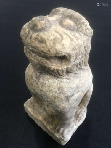 A HANBAIYU STONE LION BEAST CARVING