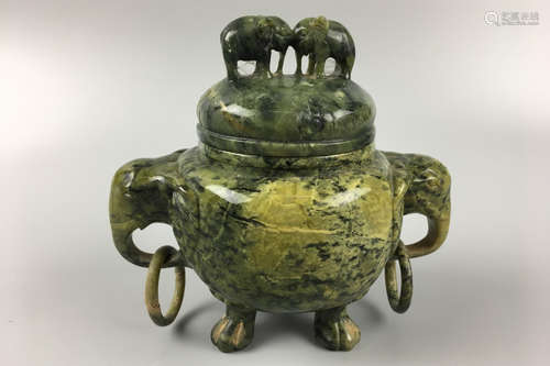 A JADE STOEN CARVED DOUBLE-EAR CENSER