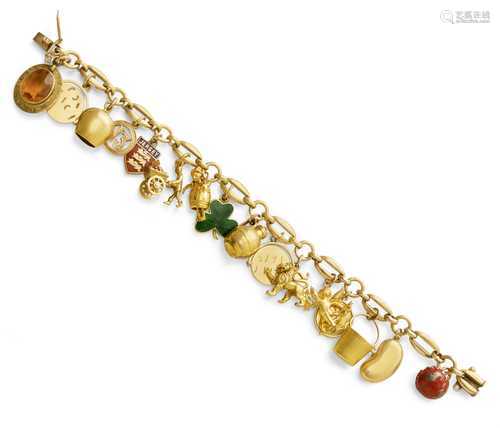 GOLD-CHARMS-BRACELET, England, um 1950.