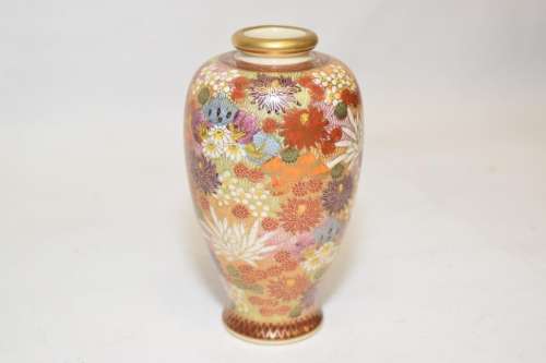 Japanese Satsuma Hundred Flowers Vase