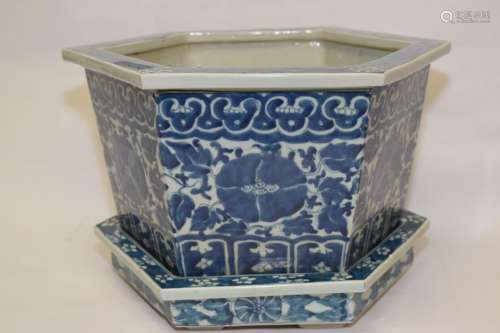 Chinese Blue and White Flower Pot with Plate