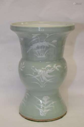 19th C. Chinese Pea Glaze Pate-sur-Pate Spitoon