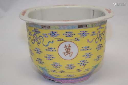 Late Qing Chinese Yellow Glaze Famille Rose Flower Pot