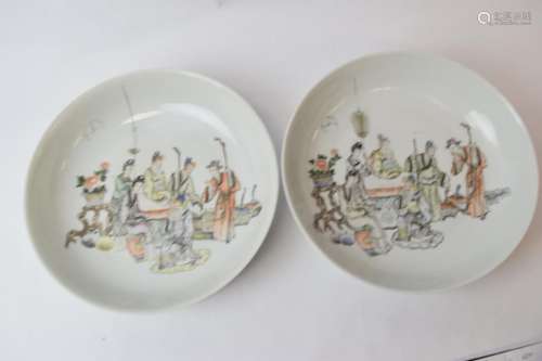 Pair of Qing Chinese Famille Rose Plates