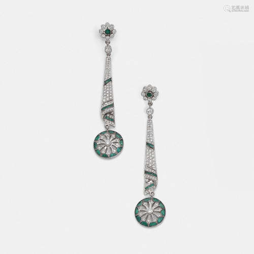 PAIR OF LONG EARRINGS