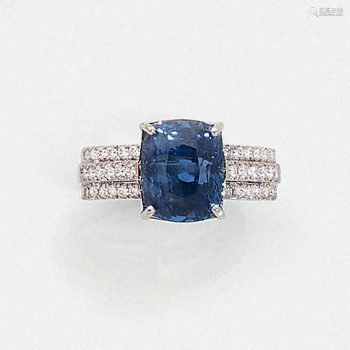 SAPPHIRE RING