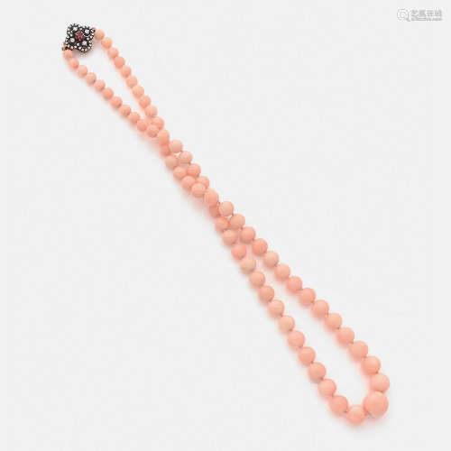CORAL LONG NECKLACE